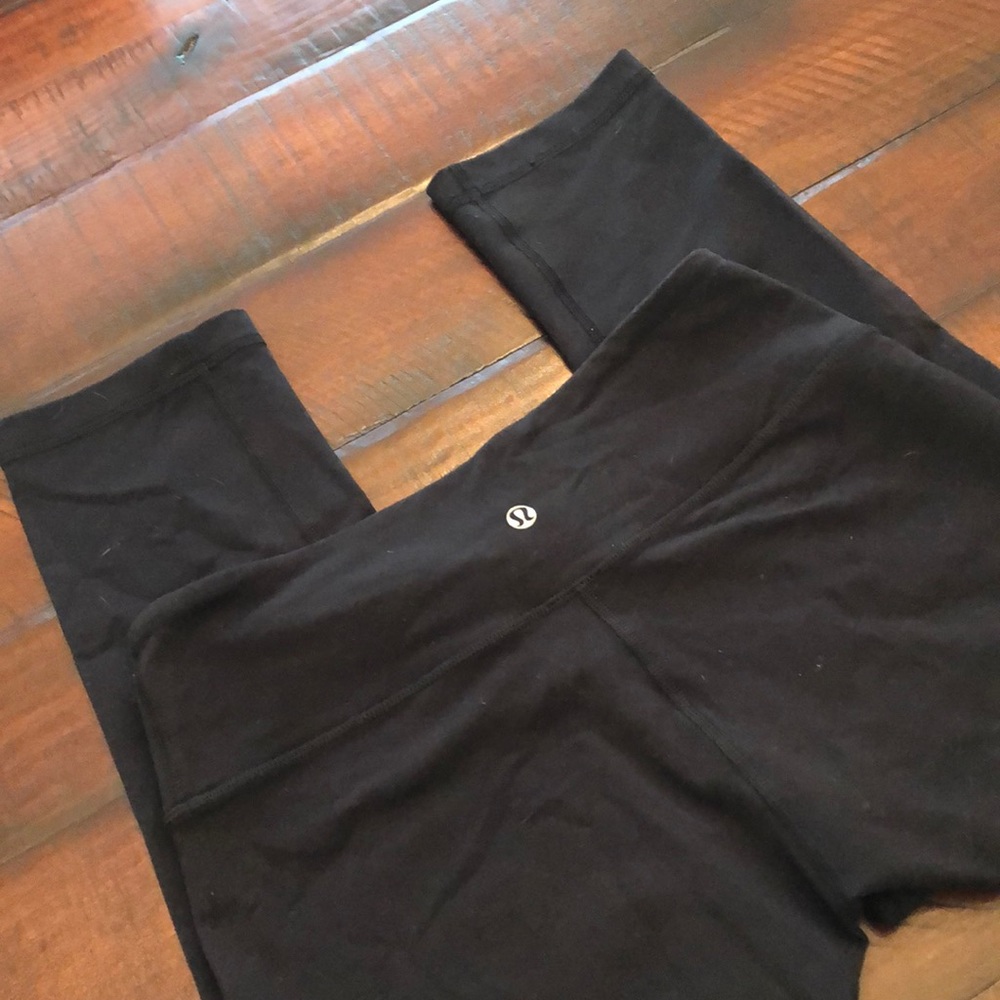 Lululemon LR Wunder Under Crop Size 8